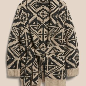 Banana Republic Heritage Jacquard Aztec Cardigan (Size Medium)